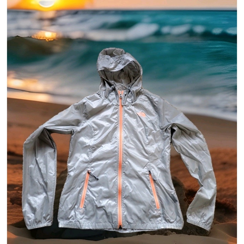 The North Face Flyweight Hoodie Womens Small‎ Silver Grey Excellent Windbreaker